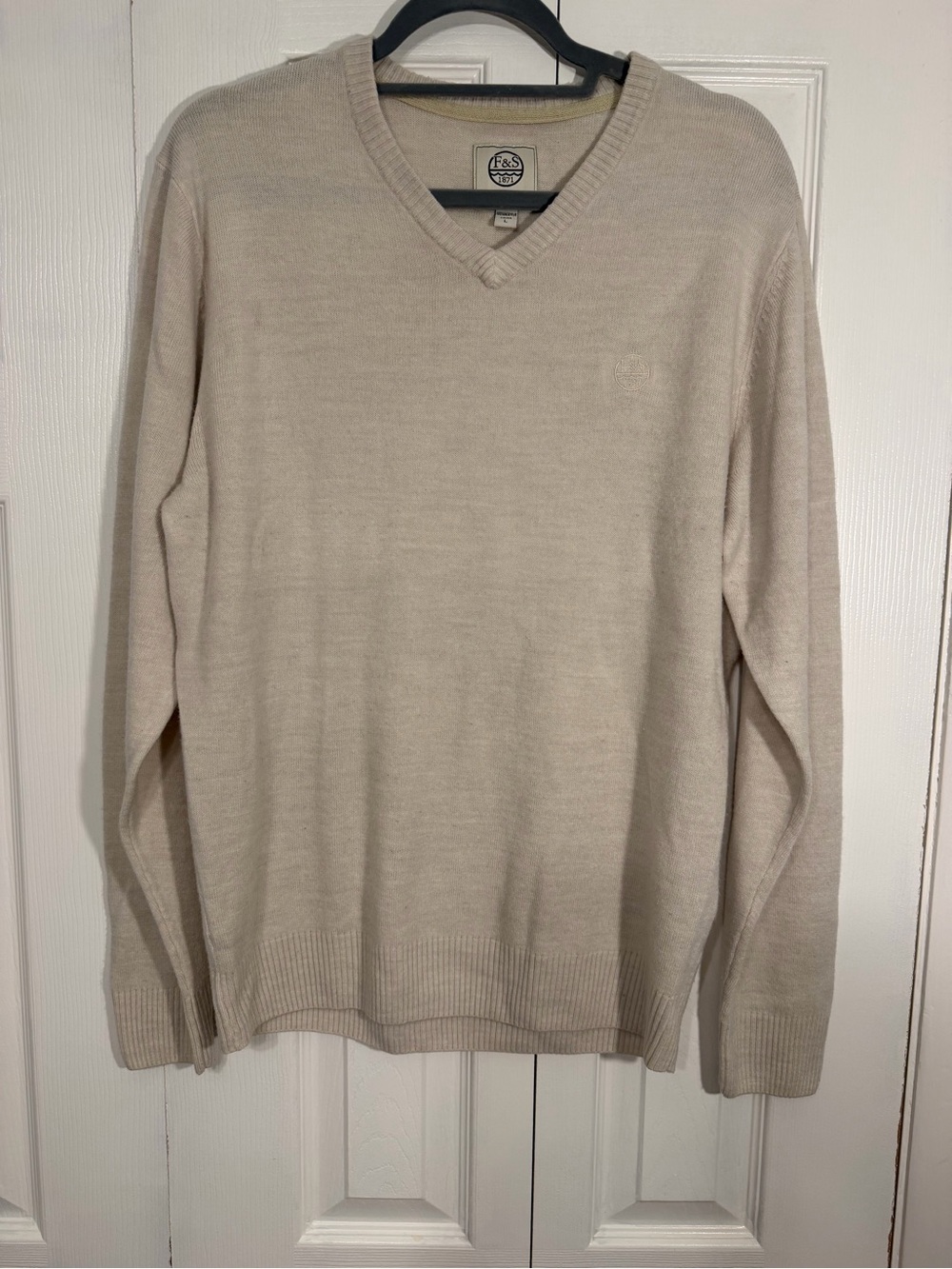 Field & Stream V-Neck Sweater Size L Cream